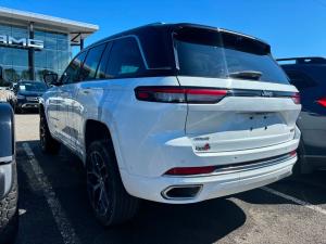 Miniature 5 Jeep Grand Cherokee Summit Reserve 2023
