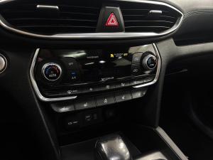 Miniature 16 Hyundai Santa Fe Luxury 2019