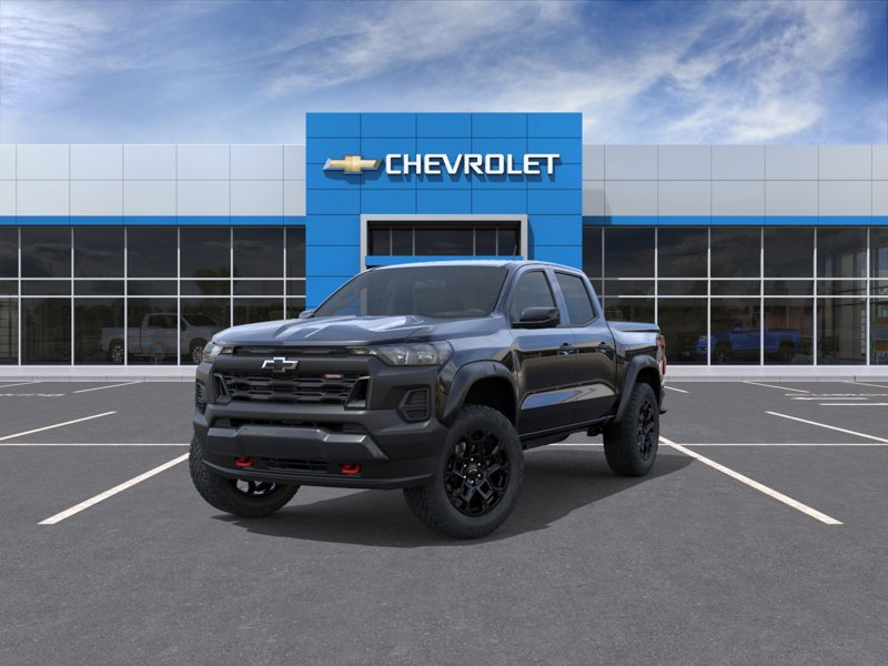 Image 1 Chevrolet Colorado 4Wd Crew Cab Trail Boss Short Box 2026