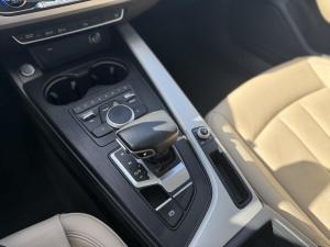 Miniature 18 Audi A4 Komfort 45 TFSI quattro 2019