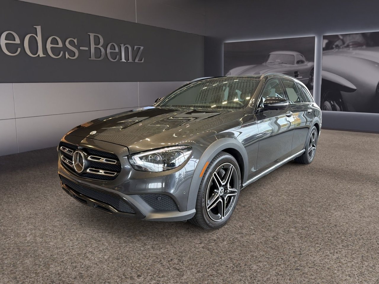 Image 1 Mercedes-Benz E-Class E450 All-Terrain Wagon, 7 sièges Ens. Nuit, Premium, Conduite intelligente... 2022