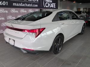 Miniature 5 Hyundai Elantra Preferred IVT avec ensemble technologie 2023