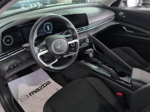 Miniature 14 Hyundai Elantra Preferred IVT avec ensemble technologie 2023