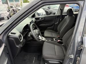 Miniature 9 Hyundai Venue Essential IVT avec couleur deux tons 2023