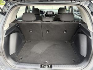 Miniature 11 Hyundai Venue Essential IVT avec couleur deux tons 2023