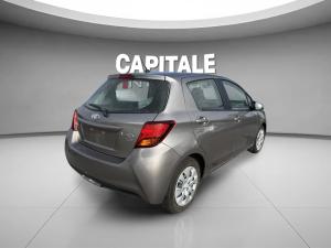 Miniature 5 Toyota Yaris Hayon 5 portes, boîte manuelle, LE 2015