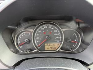 Miniature 13 Toyota Yaris Hayon 5 portes, boîte manuelle, LE 2015