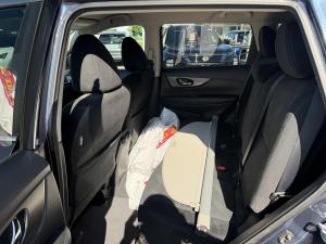Miniature 12 Nissan Rogue Traction avant 4 portes SV 2016