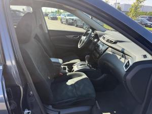 Miniature 14 Nissan Rogue Traction avant 4 portes SV 2016