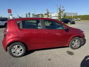Miniature 5 Chevrolet Sonic Hayon 5 portes LS 2012