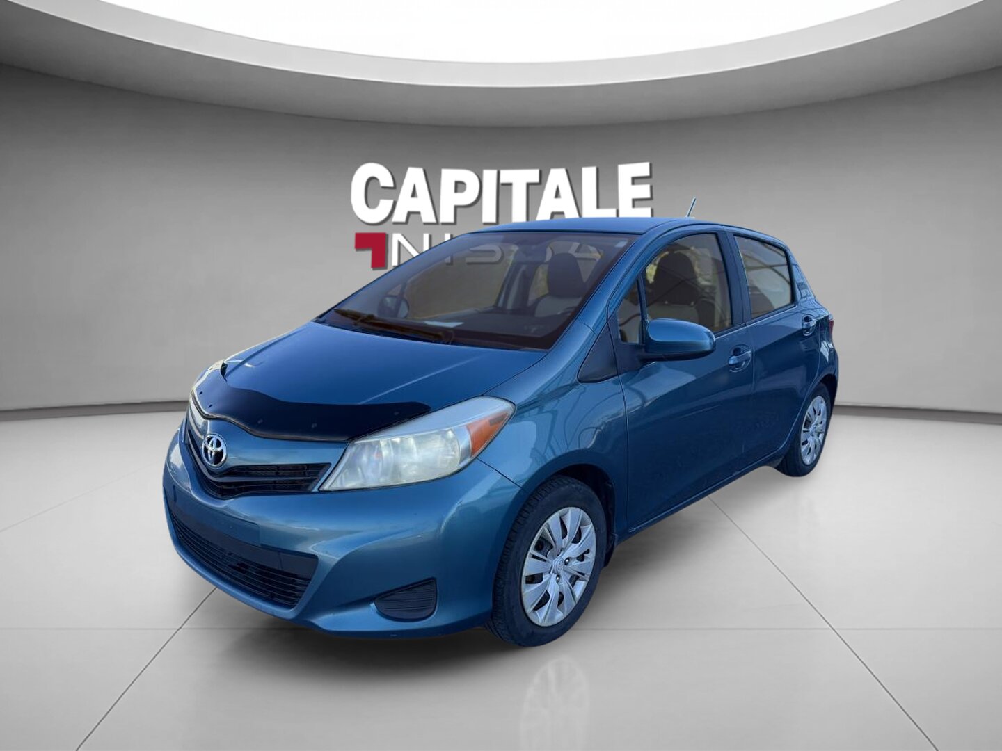 Image 1 Toyota Yaris Hayon 5 portes, boîte manuelle, LE 2013