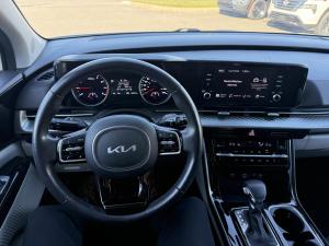 Miniature 17 Kia Carnival Lx Ta 2023