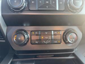 Miniature 18 Ford Super Duty F-250 SRW XL cabine double 4RM caisse de 6,75 pi 2019