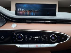 Miniature 15 Genesis GV70 2.5T Advanced * 300Hp * Cuir * Gps * Toit * Caméra 360° * 2022