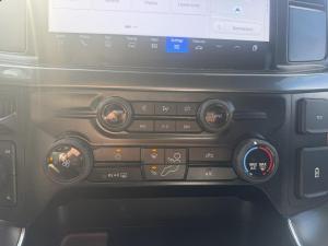Miniature 14 Ford F-150 STX cabine SuperCrew 4RM caisse de 5,5 pi 2024