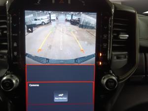 Miniature 18 RAM 1500 Sport * 4X4 * V8 * 395Hp * Caméra * Carplay * Sièges Chauff * 2023