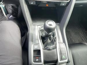 Miniature 17 Honda Civic Lx Manuelle, Propre 2020