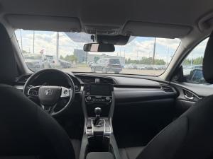 Miniature 19 Honda Civic Lx Manuelle, Propre 2020