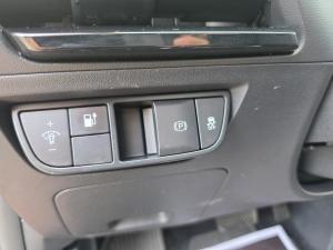 Miniature 17 Kia EV6 Wind * Rwd * 225Hp * Caméra * Carplay * Volant Chauff * 2024