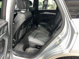 Miniature 15 Audi Q5 Progressiv* Awd* Toit* Cuir* Bizone* Camera* 2022