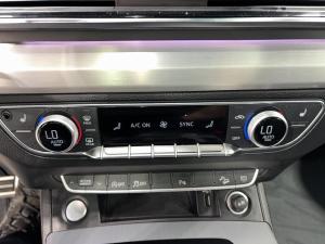 Miniature 21 Audi Q5 Progressiv* Awd* Toit* Cuir* Bizone* Camera* 2022
