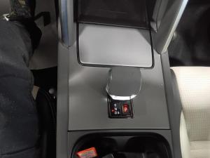 Miniature 20 Land Rover Discovery Sport Dynamic Se * 4X4 * Turbo * Cuir * Toit * Meridian * Caméra 360° * 2024