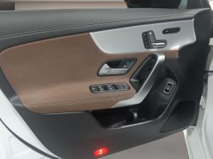 Miniature 23 Mercedes-Benz CLA Cla 35 Amg * Coupé * 4Matic * Cuir * Toit * Bi-Zone * Caméra 360° * 2025