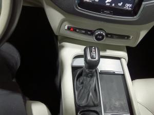 Miniature 21 Volvo XC90 T6 Momentum * Awd * Cuir * Toit * Bi-Zone * Volant Chauff * 2022