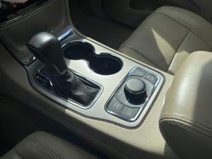 Miniature 18 Jeep Grand Cherokee Overland * 4X4 * V6 * Cuir * Gps * Bi-Zone * Caméra 360° * 2021