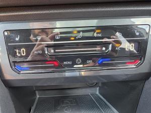 Miniature 28 Volkswagen Tiguan Comfortline R-Line *CUIR *TOIT *CAMERA *CARPLAY *VOLANT *REGULATEUR 2022