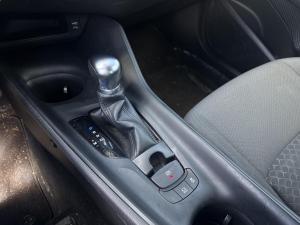 Miniature 18 Toyota C-HR Le * A/C * Cruise * Camera * Carplay * Bi-Zone * 2021