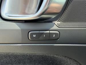 Miniature 12 Volvo XC40 Plus 2024