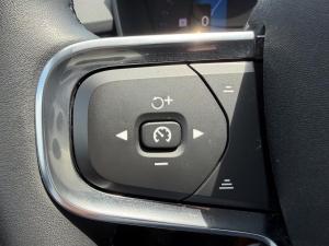 Miniature 13 Volvo XC40 Plus 2024