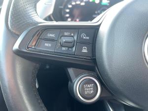 Miniature 16 Alfa Romeo Tonale Veloce PHEV *CUIR *TOIT *CAMERA *CARPLAY *VOLANT/SIÈGES CHAUFFANTS 2024
