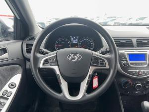 Miniature 13 Hyundai Accent Gl *Bluetooth *Sièges Chauffants *Regulateur Vitesse *Groupe Électrique 2014