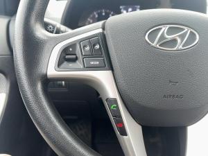 Miniature 14 Hyundai Accent Gl *Bluetooth *Sièges Chauffants *Regulateur Vitesse *Groupe Électrique 2014