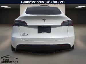 Miniature 5 Tesla Model Y Long Range 2023