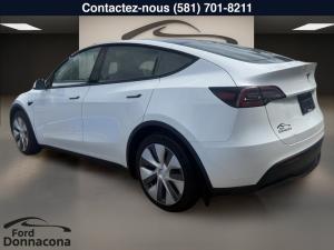 Miniature 6 Tesla Model Y Long Range 2023