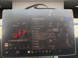 Miniature 16 Tesla Model Y Long Range 2023