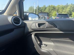 Miniature 18 Ford Fiesta Berline SE 4 portes - MANUELLE 2017