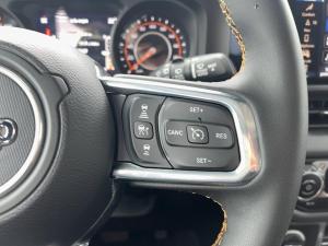 Miniature 16 Jeep Wrangler Sahara *CUIR *CAMERA *CARPLAY *VOLANT/SIÈGES CHAUFFANTS *REGULATEUR VITESSE ADAPTATIF 2024