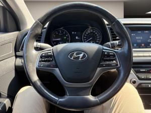 Miniature 13 Hyundai Elantra Gl Se * A/C * Toit * Caméra * Carplay * Volant Chauff * 2018