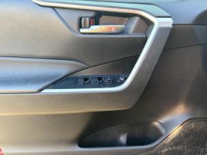 Miniature 20 Toyota Rav4 Xle * Awd * Toit * Carplay * Bi-Zone * Volant Chauff * 2022