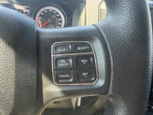 Miniature 10 RAM 1500 Classic ST Quad Cab 4x4 caisse de 6 pi 4 po 2019