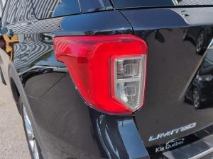 Miniature 14 Ford Explorer 4 roues motrices - Limited 2023