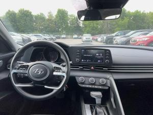 Miniature 8 Hyundai Elantra Essential *CAMERA *CARPLAY *SIÈGES CHAUFFANTS *REGULATEUR VITESSE 2023