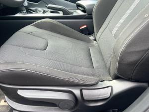 Miniature 23 Hyundai Elantra Essential *CAMERA *CARPLAY *SIÈGES CHAUFFANTS *REGULATEUR VITESSE 2023