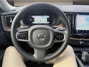 Miniature 10 Volvo XC60 T8 Plus version foncée hybride rechargeable TIe 2024