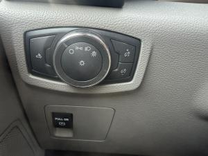 Miniature 12 Ford F-150 XL cabine simple 2RM 141 po 2016