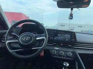 Miniature 8 Hyundai Elantra Essential BM 2022